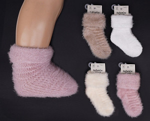 Вязанные носочки для девочки  KATAMINO